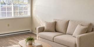 C2402 - Maple Court Apartments Gallery 1