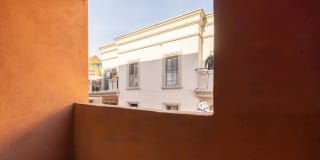 Vintage at 425 Broadway Gallery 13