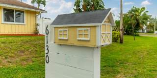 6130 Francis Street Gallery 28