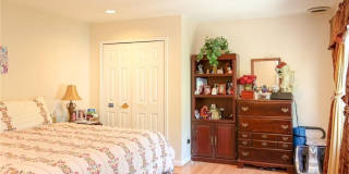 431 Glenbrook Road unit: 3 Gallery 24