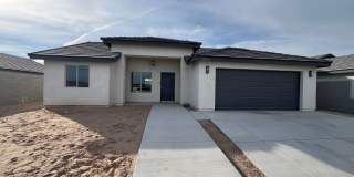 NEWER 3 BEDROOM HOME! NEWER 3 BEDROOM HOME! Gallery 1