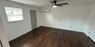 Charming Renovated 1-Bedroom Suite – Just Minutes from Downtown St. Petersburg Gallery 3