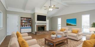 5425 Randolph Road Gallery 6