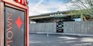 Onyx North Central Gallery 53