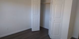 2 bed 2 bath w/carport, Great location off 2nd and Sable near 6th and I-225 and Aurora Mall Gallery 6