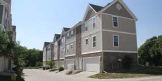 2 Bedroom 2 Bathroom Town House - Interior Unit Gallery 7