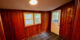 610 Colorado - 3bed/1bath house, garage & basement! Gallery 14