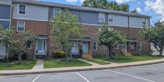 9054 CANTERBURY Riding Gallery 1