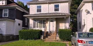 35 Englewood Avenue Gallery 1