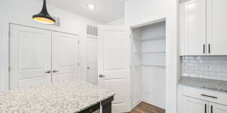 Colina Hillside Gallery 105