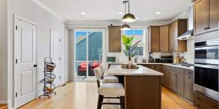 SPACIOUS, UPSCALE 3 BEDROOM 3.5 BATH TOWNHOME IS AVAILABLE MAY 22ND IN CLARKSBURG! Gallery 11