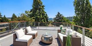 3bd/2.5ba Seattle Home Gallery 23