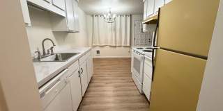 2 Bedroom Duplex Off Oleson Road! Gallery 5