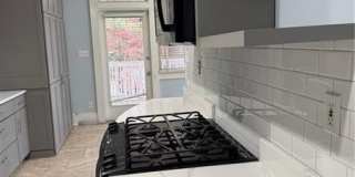 1229 Euclid Avenue Gallery 19