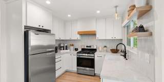 617 Acacia Avenue 1/2 Gallery 5