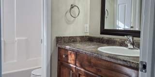 Beautiful 4 Bedroom Home Gallery 22