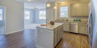 The Reserve at River Place Gallery 10