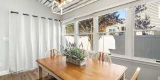 1850 Shore Boulevard Gallery 10
