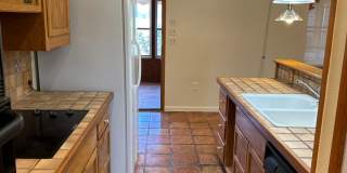 3/2/2 Newly painted! ALL BILLS PAID! Gallery 8