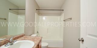 Pleasant Hill Townhome with 2-Car Garage, Walk-In Closets & Deck Gallery 11