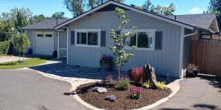 Unfurnished Light-Filled, Beautifully Updated 3-Bedroom Home in Jacksonville Gallery 3