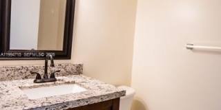 1622 NW 1st Ave Gallery 8