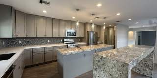 4 Saturn Circle Gallery 4