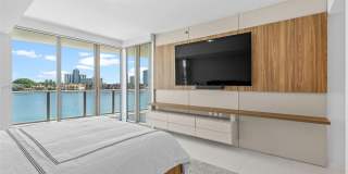 Bay Harbor Gallery 20