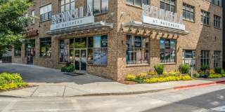 Peninsula at Buckhead Gallery 26