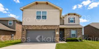712 Saint James Place Gallery 1