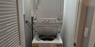 281 Central Avenue Gallery 5