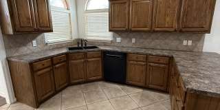 5901 101st Street Gallery 3