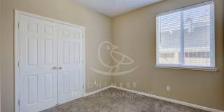 Beautiful 4 BD 2 BA Lincoln Home Gallery 21