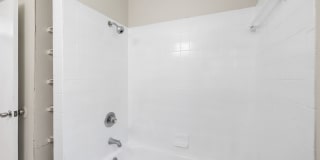 Spacious 3bdrm/1bath with bonus room ** $1,595.00 ** Section 8 OK ** Ready NOW ** Gallery 15