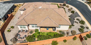 3 bed, 2 bath, office, 3 car garage. UTILITIES included Gallery 44