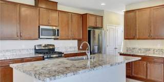 Gated community - 4 bedrooms - 3 baths Gallery 10