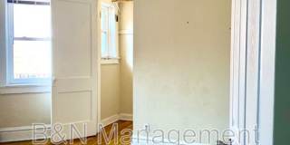 1059 W. Dakin Gallery 5