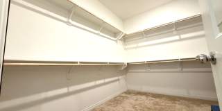 Almost BRAND NEW end unit Townhome in Winchester for Rent Gallery 25