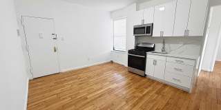 35 ROCK ST Gallery 16