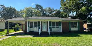3 Bedroom 1.5 Bath Ranch in Fayetteville Gallery 1