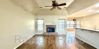 204 North Magnolia Court Gallery 3