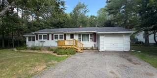 4bd/2bth Home with Garage and Huge Backyward in Hampden Gallery 1