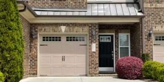 Townhouse / Burlington Gallery 1