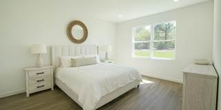 2099 NE Cedar Drive Gallery 15