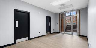 202 N Mulberry Street Gallery 11