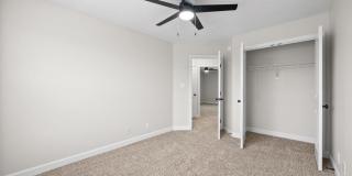 Pet Friendly Four Bedroom! Gallery 35