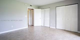 1606 Meadows Cir W Gallery 12