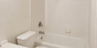1333 Belmont St., NW Gallery 4