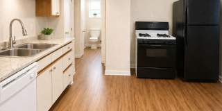 ***South Side Duplex Apartment For Rent * Pet Friendly * Walk to E. Carson St. * Available Now * Renovated *** Gallery 23