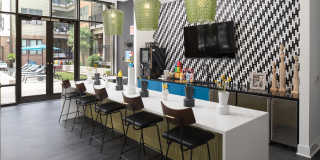 675 N Highland Gallery 19